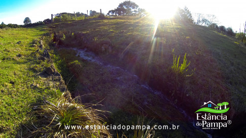 DOS EÓLICOS VIRA P FAZENDA_Moment.00_03_13_22.Quadro397_1c2a8904248dba2374ca6e11f96eb97cdc3bed00.jpg